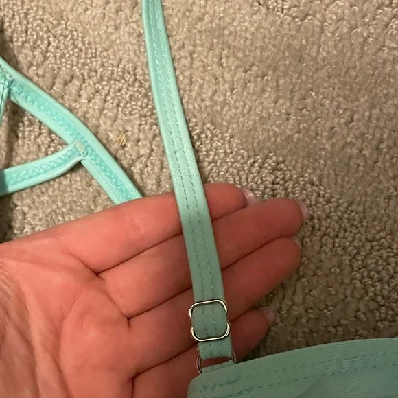 🫶TEAL👙SUPER CUTE🌈 Cut out Bikini SWIM 🔝 ❤️‍🔥🫶🏼 - Picture 5 of 7